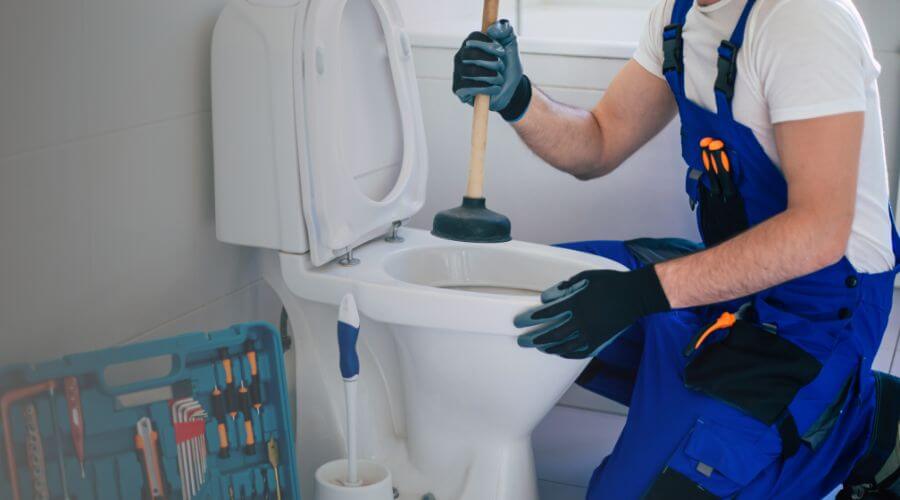 Expert burst pipe repair services in Medora, IL